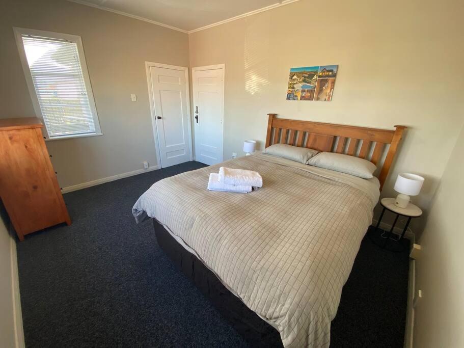 Whole House, Amohau St Opposite Trade Central - 3 Bedrooms, Sleeps Up To 6, 5 Beds, Wheel Chair Friendly Rotorua Exterior photo